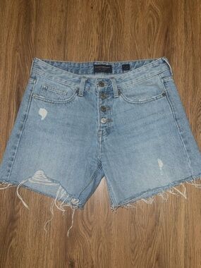 Lucky Brand Women’s distressed cutoff Jean shorts, boyfriend short, Size 4/27